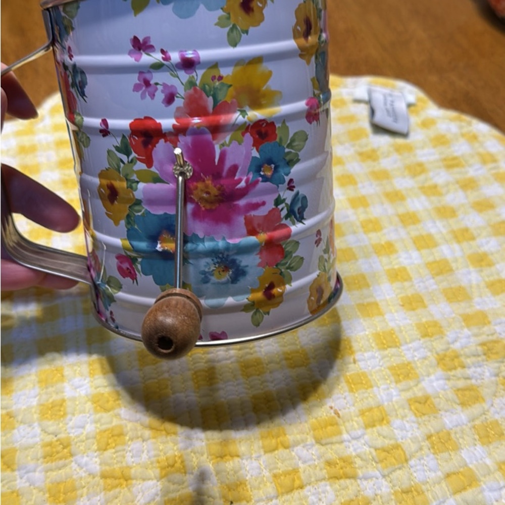 The Pioneer Woman Floral Flour Sifter - Multicolor